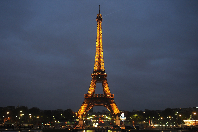 Eiffel-Tower-Travel-Agent-Alabama